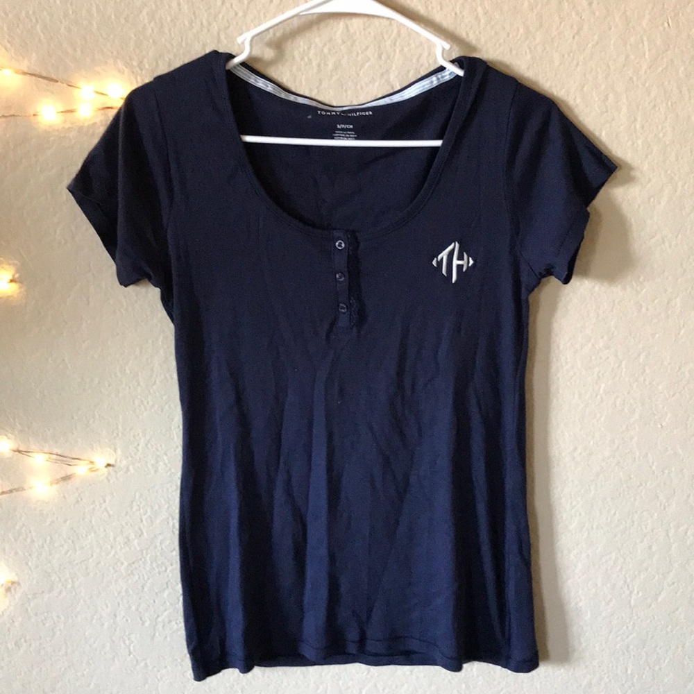 Tee